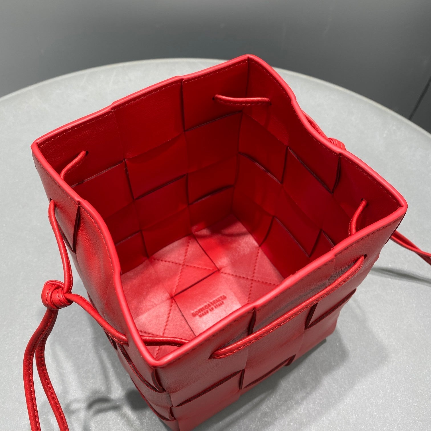 GLAMI Mini Cassette Bucket Bag Red, For Women, Bags 5.5in/14cm 680217VCQC46358