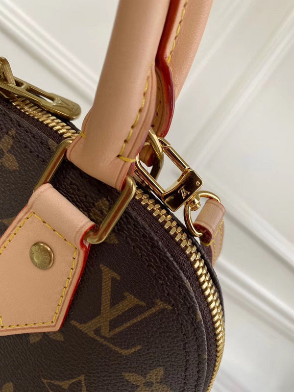 LOV2 Bags - Luxurious Bags  2588