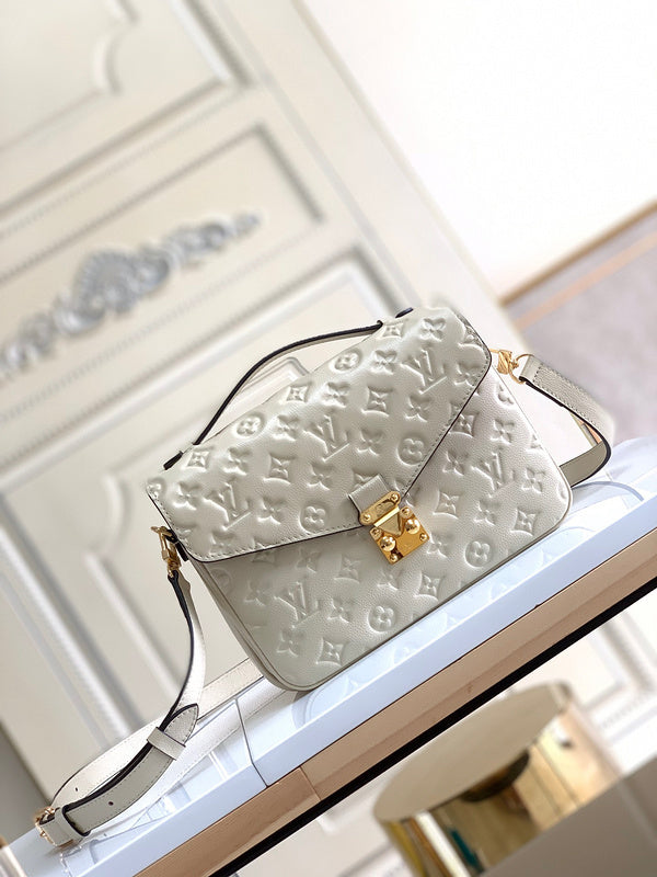 LOV2 Bags - Luxurious Bags  1807