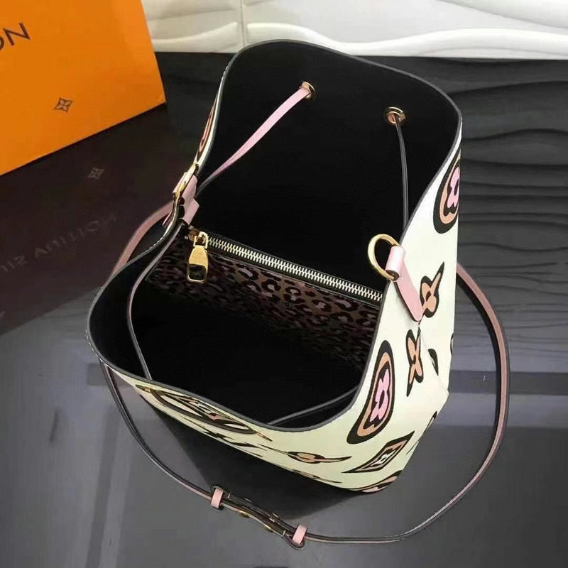 LOV2 Bags - Luxurious Bags  2559