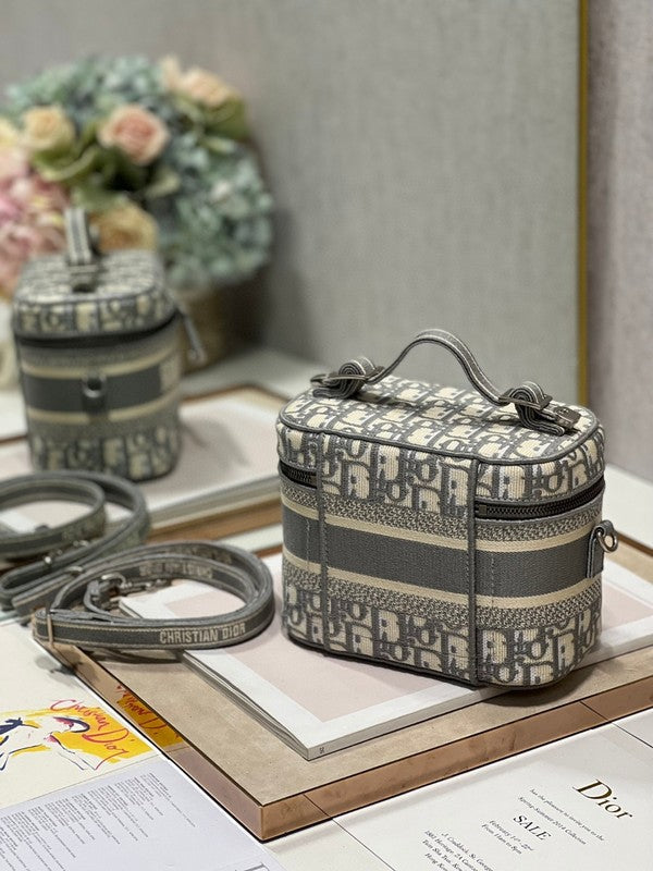 ELE - Dir Bags - 1952