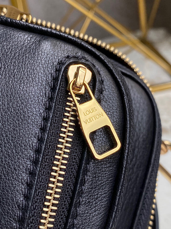 LOV2 Bags - Luxurious Bags  1578
