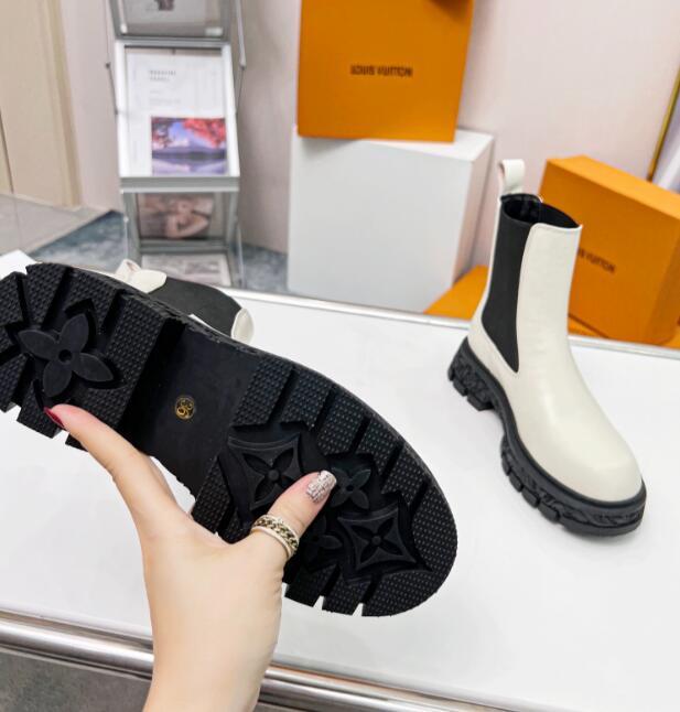 SAMC - LOV Women Shoes - 931
