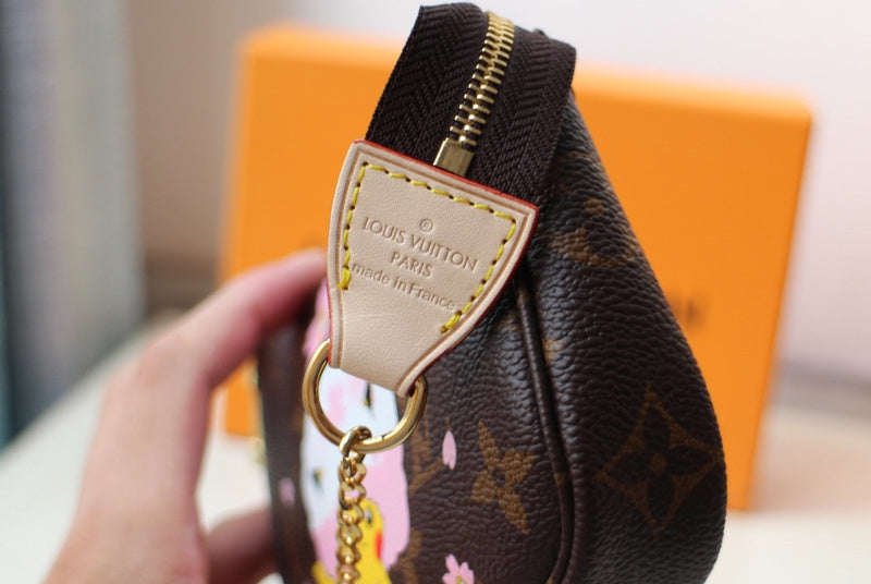LOV2 Bags - Luxurious Bags  1823