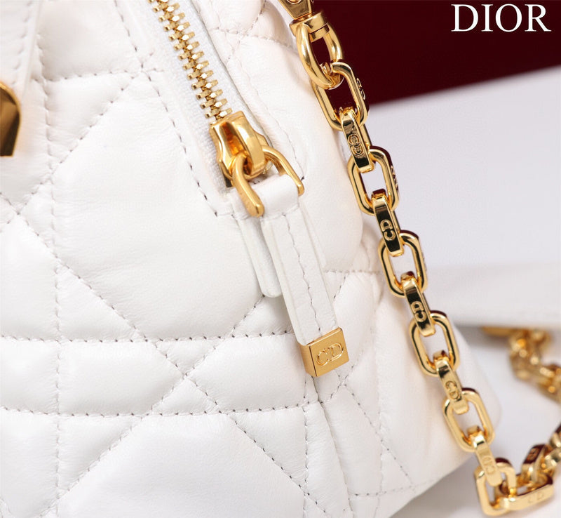 ELE - Dir Bags - 1708