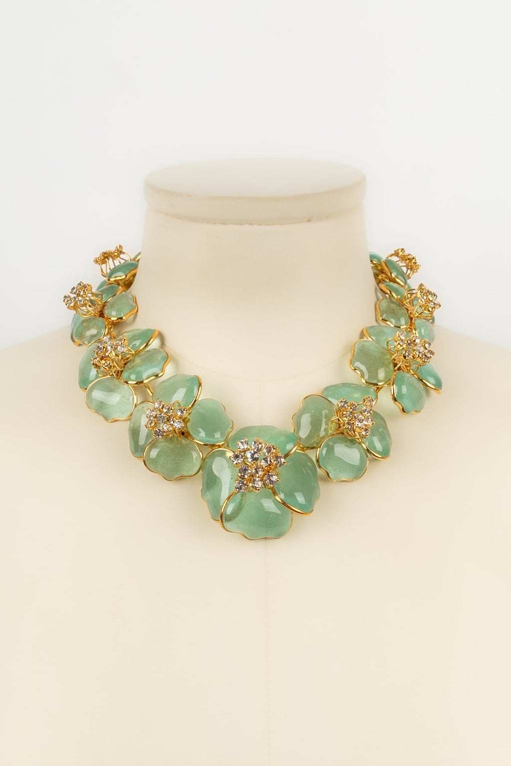Collier Fleurs Augustine