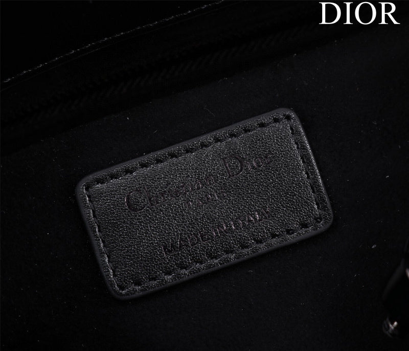 ELE - Dir Bags - 1422
