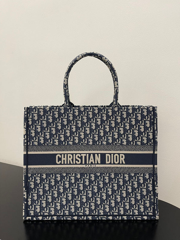 BLUSH BAGZ - Dior Bags - 2032