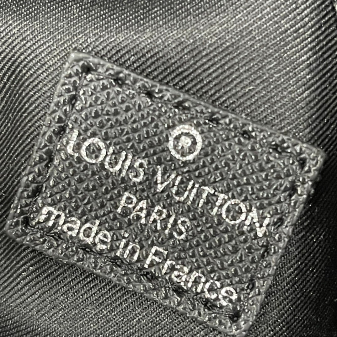 EN - Luxury Bags LUV 767