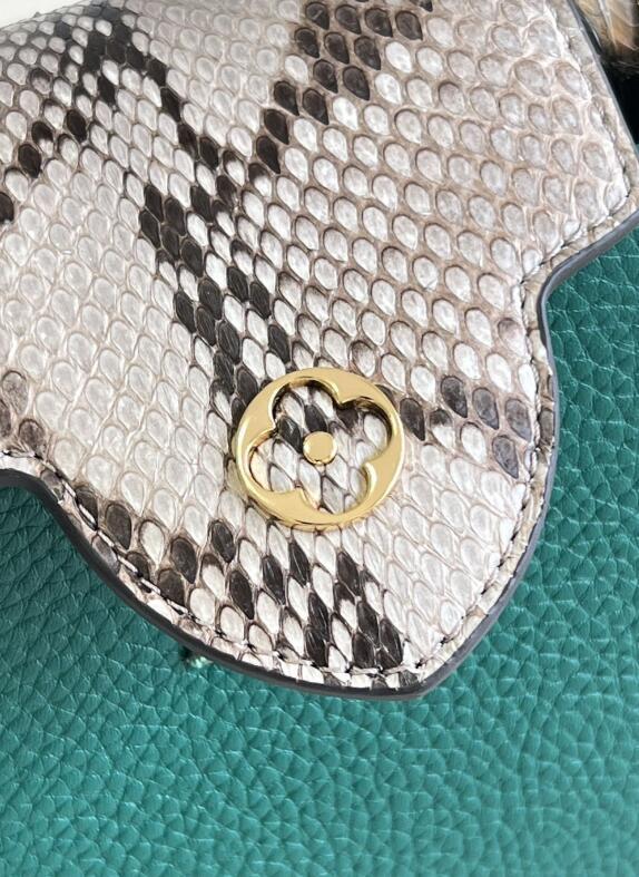 SAMC - LOV Bags - 1819