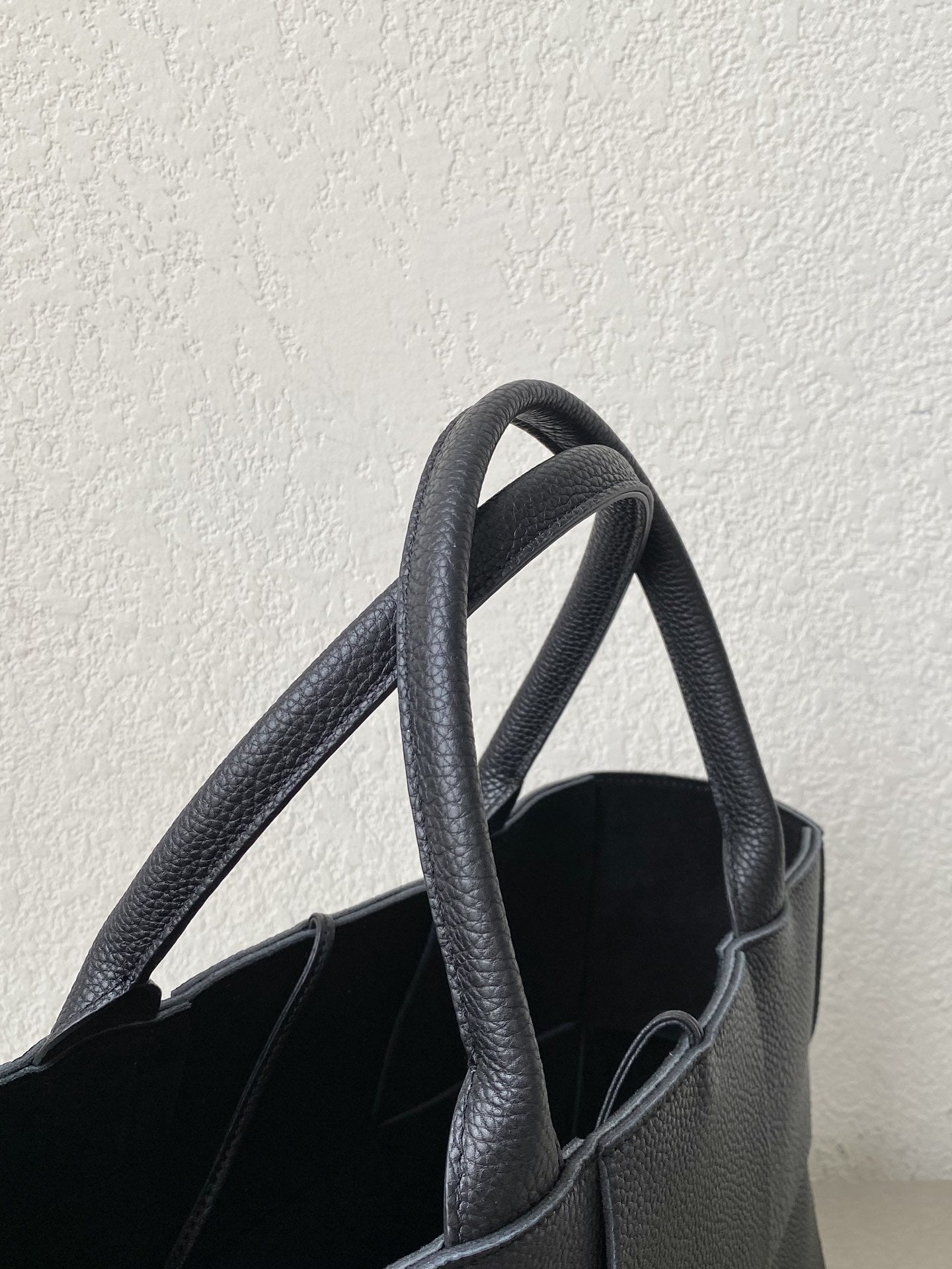 GLAMI Arco Tote Bag For Women 11.8in/30cm In Black 652867VCP118425