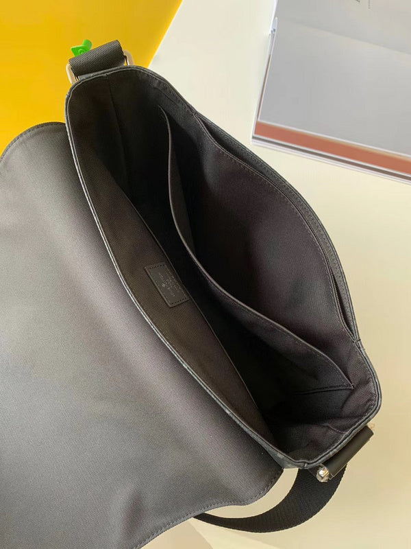 LOV2 Bags - Luxurious Bags  2563