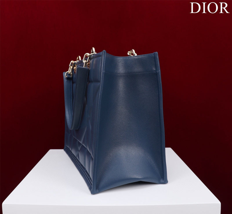 ELE - Dir Bags - 1723