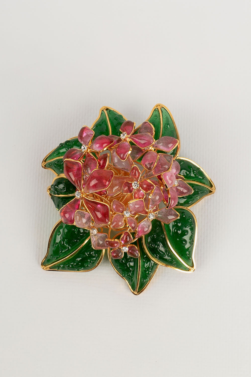 Broche Augustine