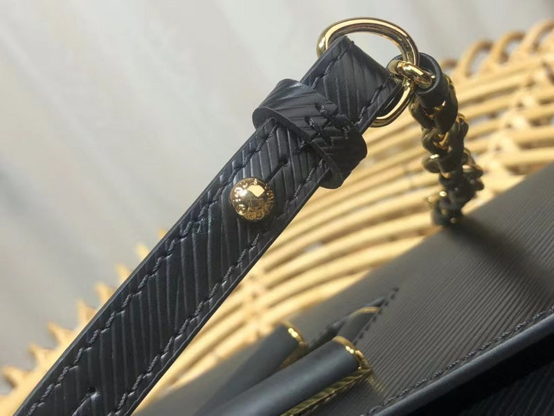 LOV2 Bags - Luxurious Bags  2668