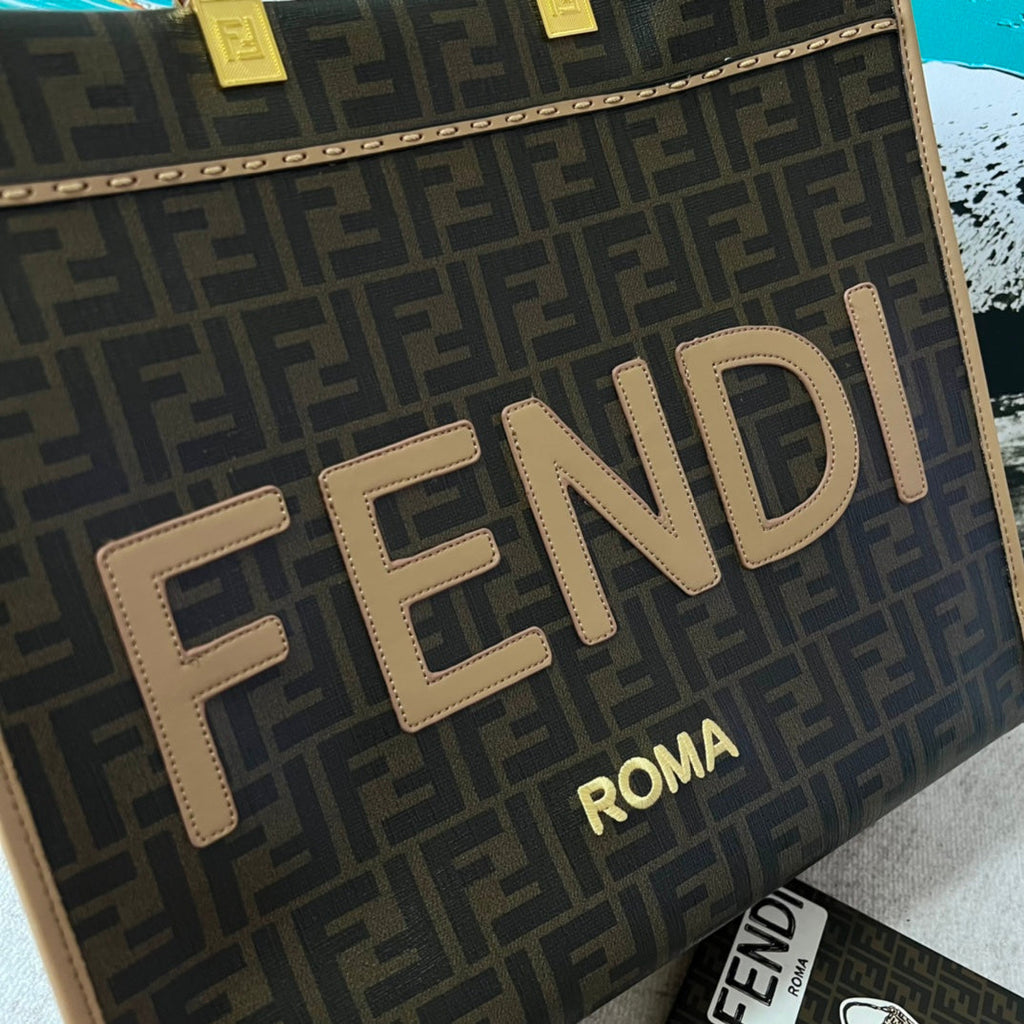 EN - New Lux Bags FEI 261