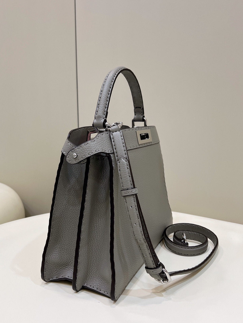 FI GlamI ISeeU MeGLAMIum Gray For Women, Handbags, Shoulder Bags 13.1in/33.5cm FF