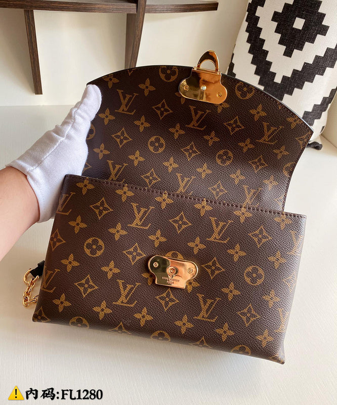 LOV2 Bags - Luxurious Bags  2649