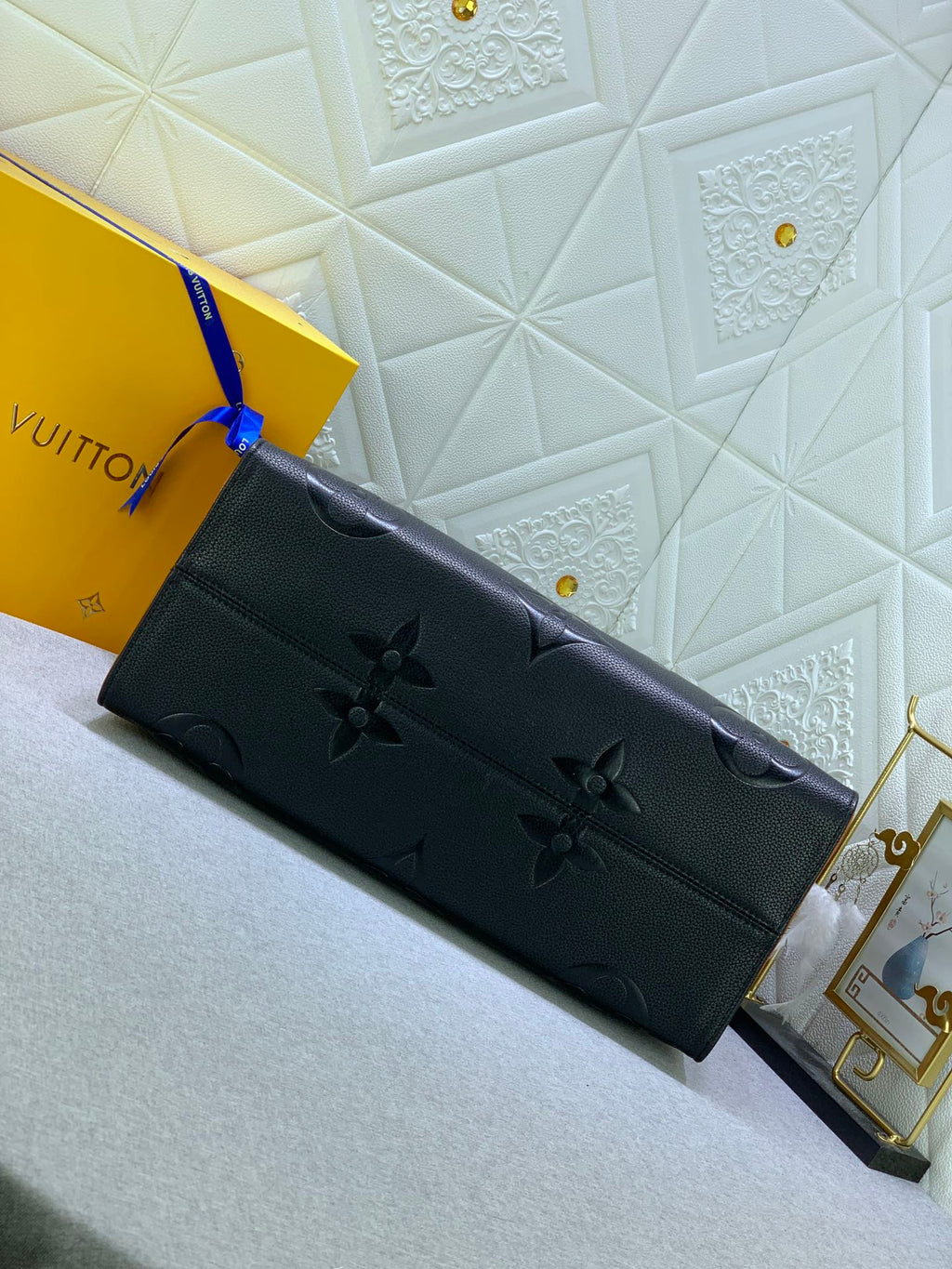 EN - Luxury Bags LUV 751