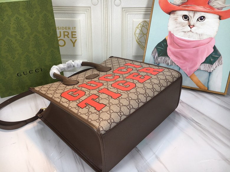 EN - Luxury Bags GCI 569