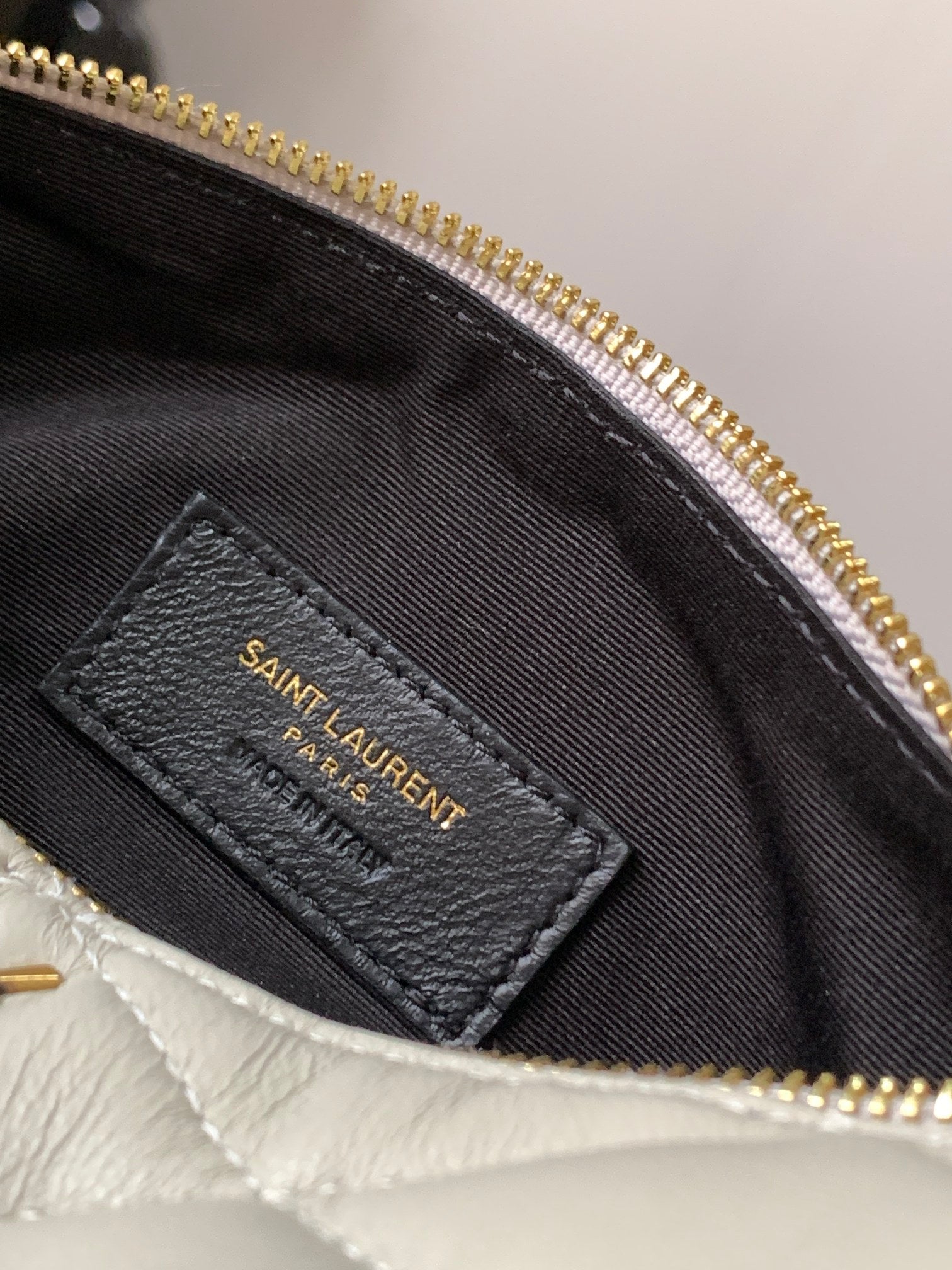 GLAMI Sade Mini Tube Bag For Women 7.9in/20cm Vintage White YSL 699703AAAJU9207