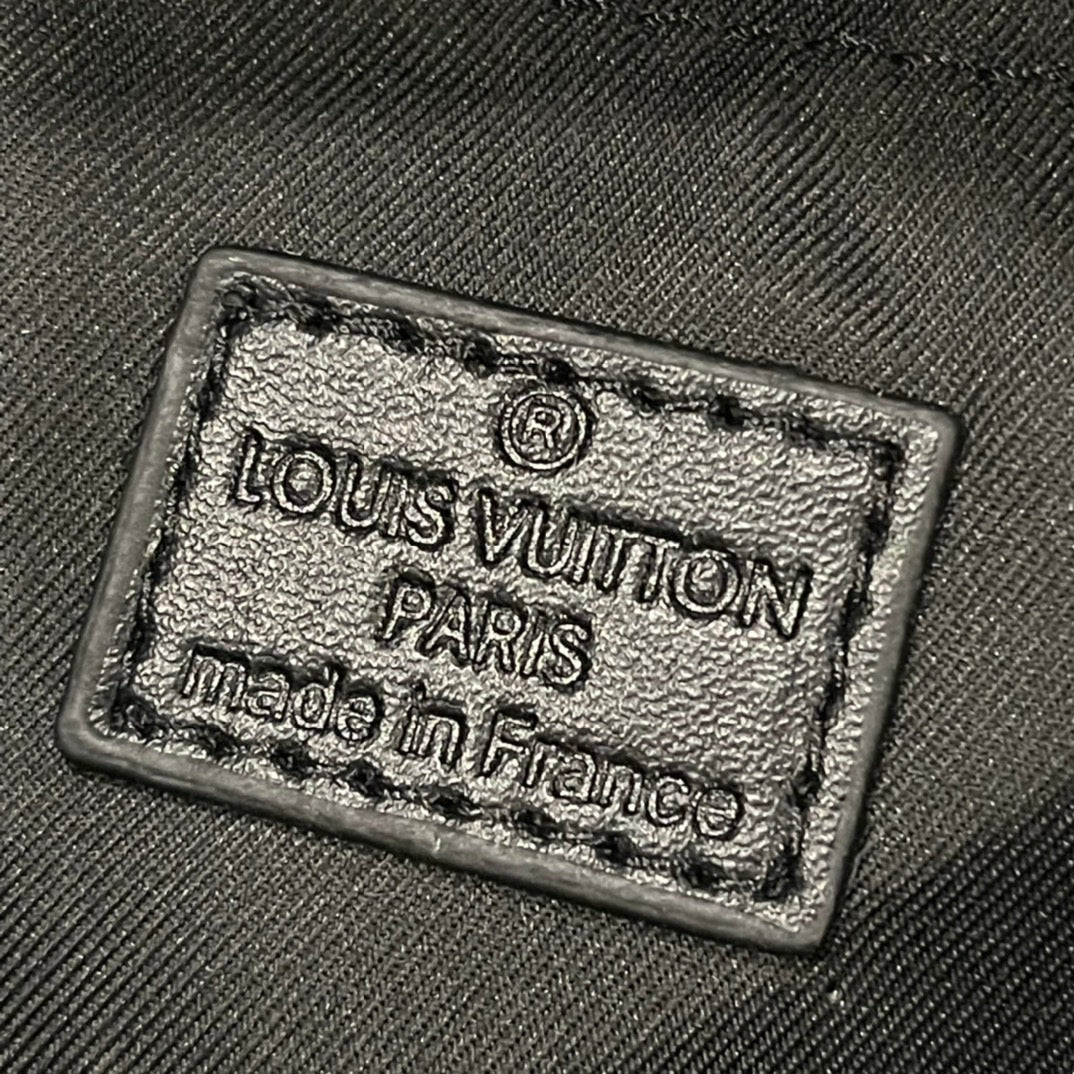 EN - Luxury Bags LUV 854