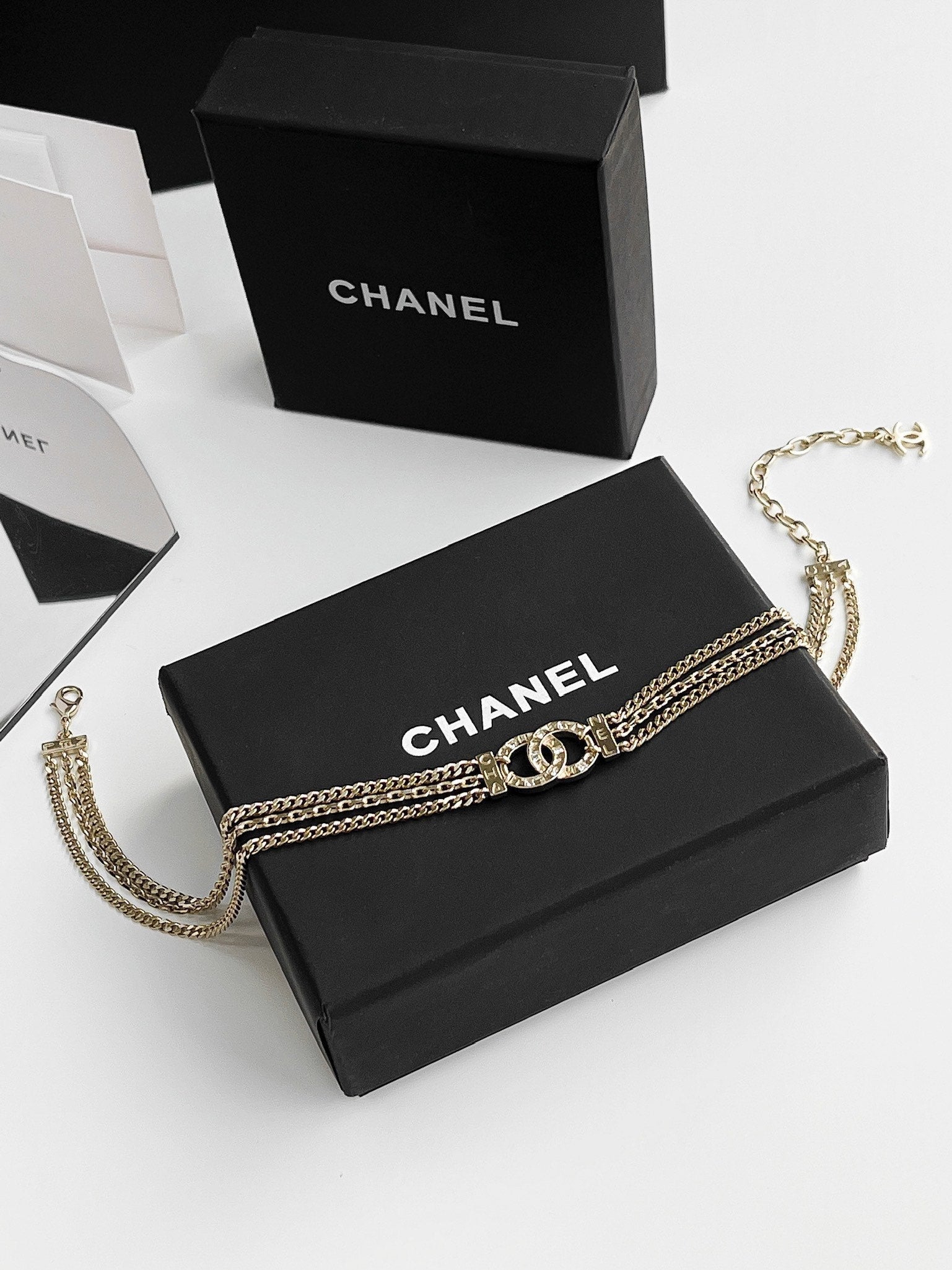 EN - Lux Necklace CHL010