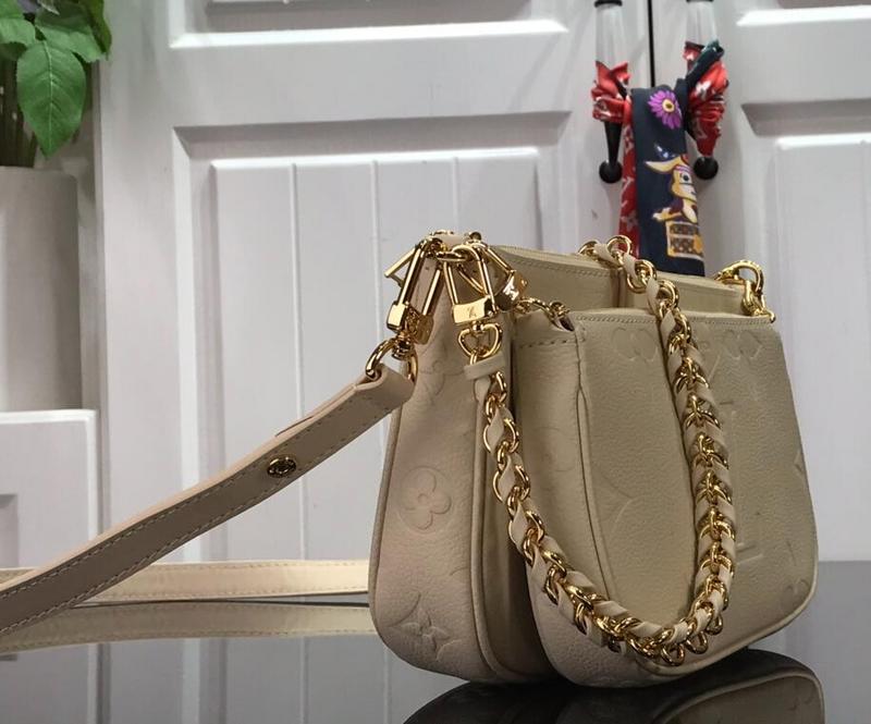 SAMC - LOV Bags - 2455