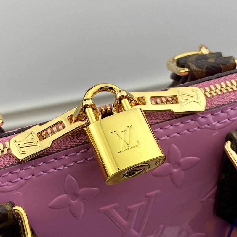 LOV2 Bags - Luxurious Bags  1700