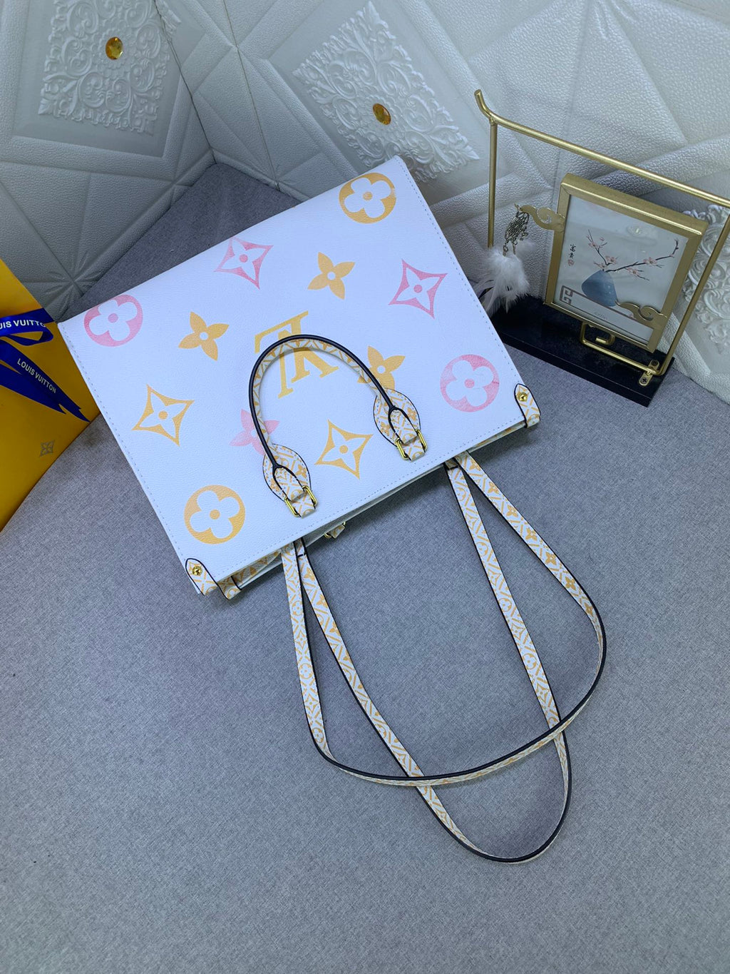 EN - Luxury Bags LUV 815