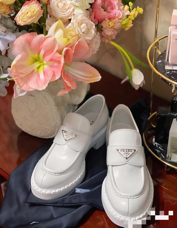 GlamyWomen Shoes - 682