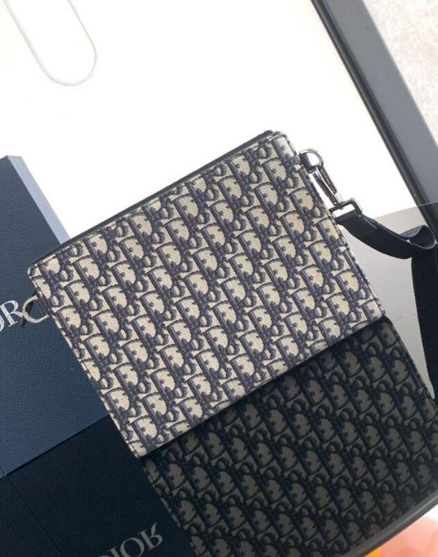 SAMCC - DOR Bags - 026