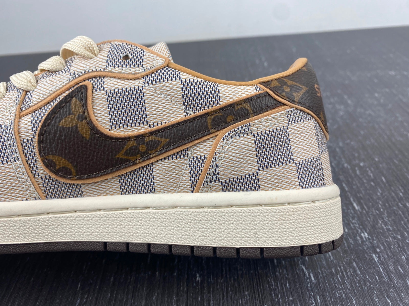 Designer Air ForGLAMI 1 LV Low Surgeon Los Angeles