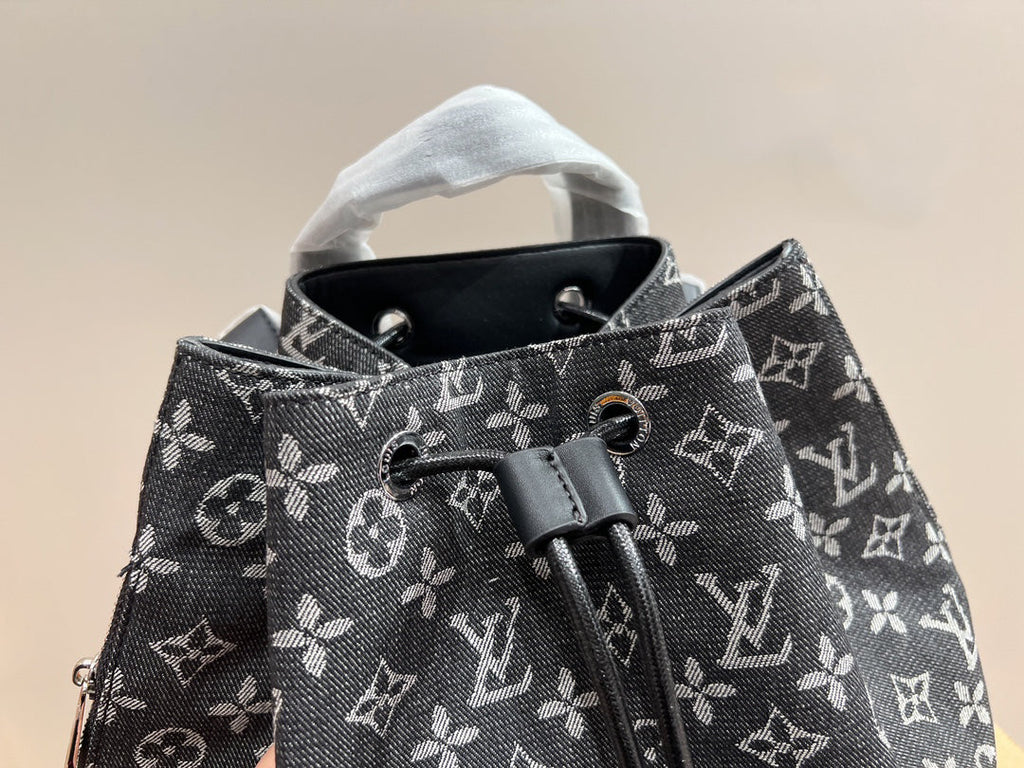 EN - Luxury Bags LUV 753
