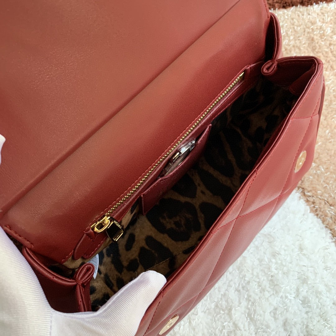 GLAMI MeGLAMIum Sicily Bag In Quilted Burgundy For Women 10.2in/26cm GLAMIÃ‚Â 