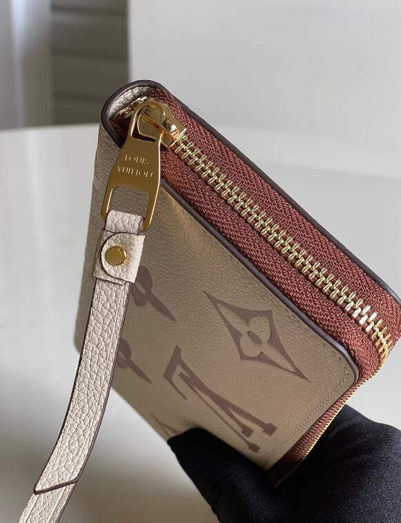 SAMC - Mix Wallets - 070
