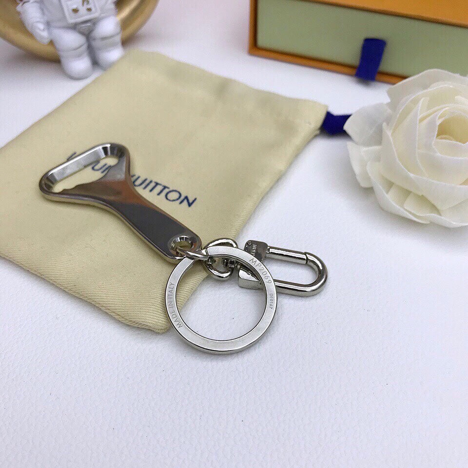 EN - Lux Keychains LUV 063