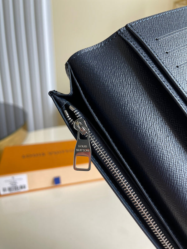 LOV2 Bags - Luxurious Bags  2087