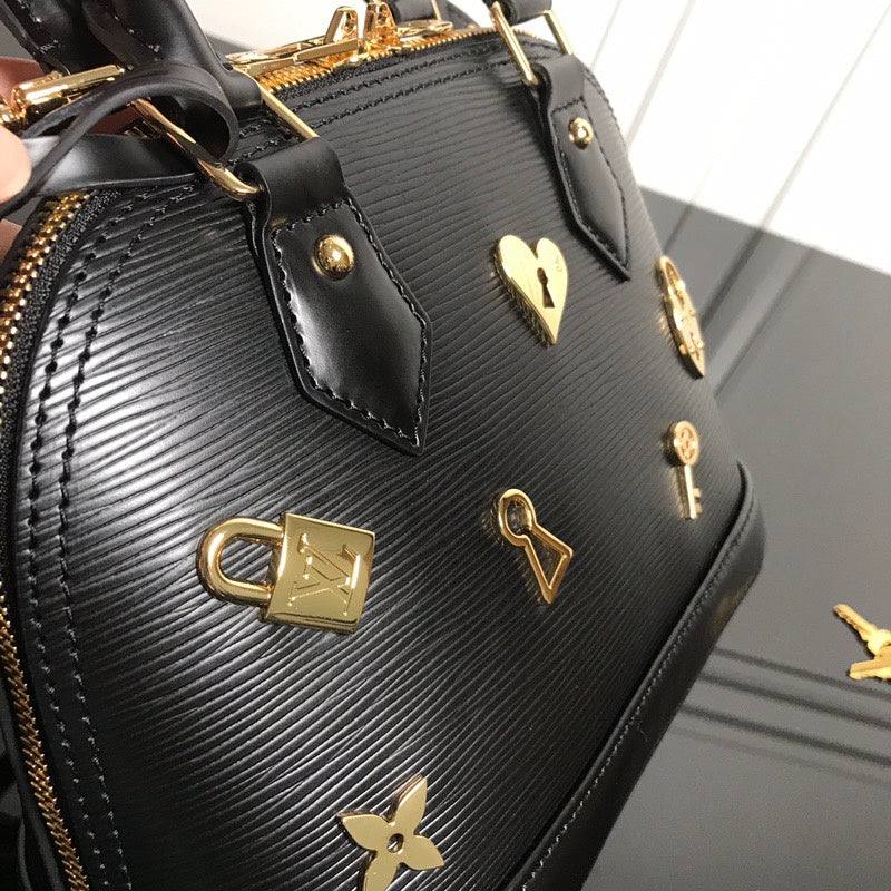 LOV2 Bags - Luxurious Bags  1975