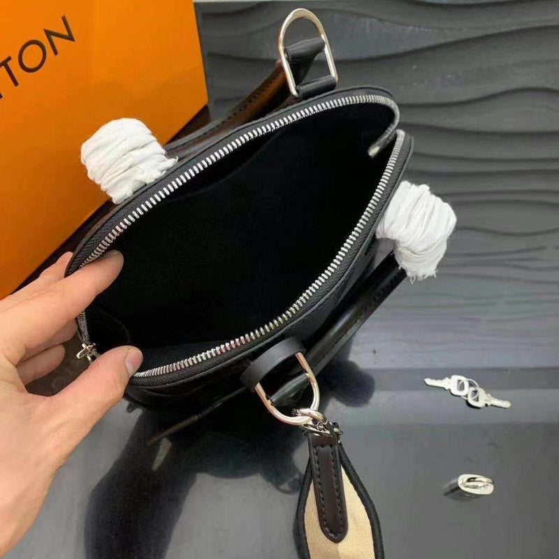 LOV2 Bags - Luxurious Bags  2560