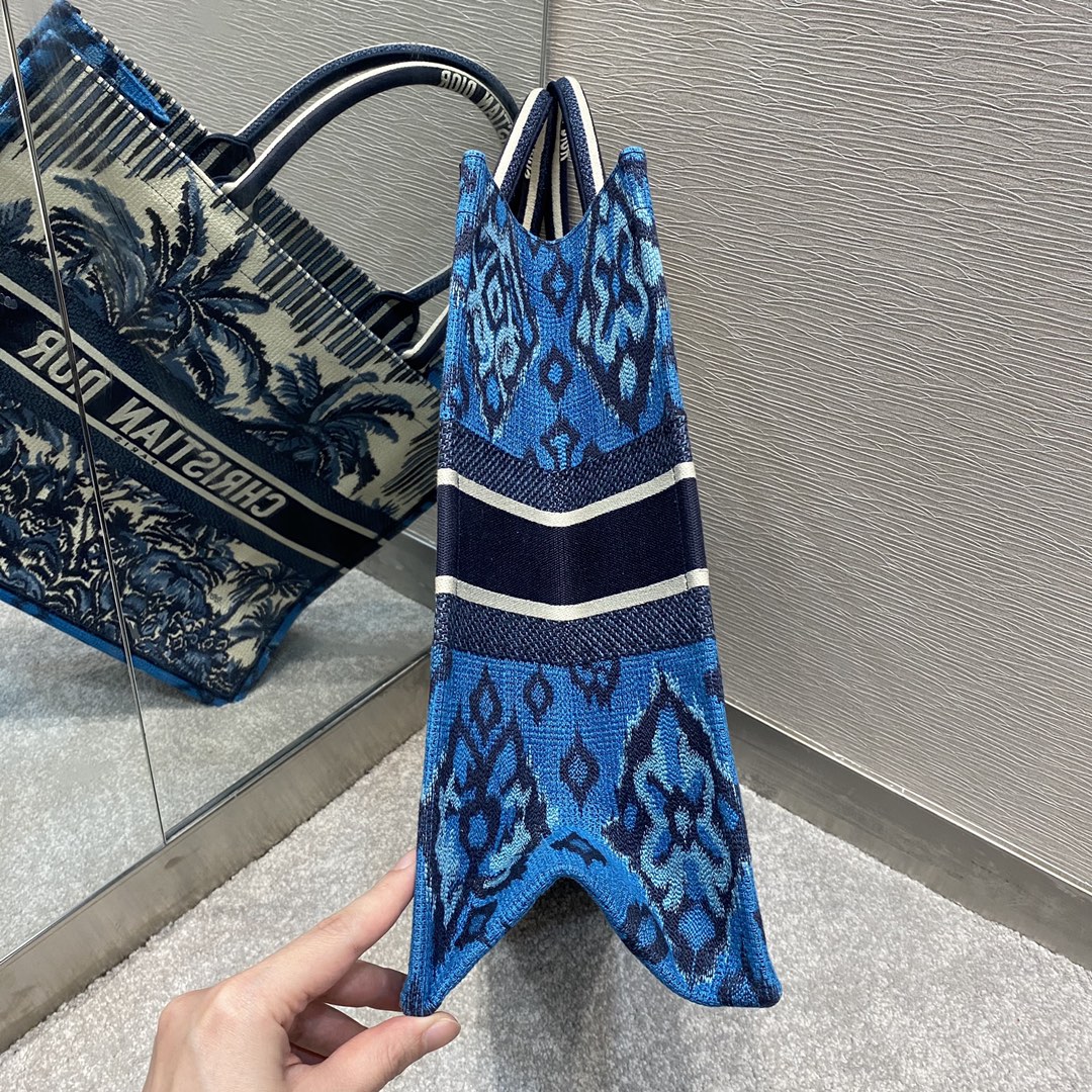 GLAMI Large Book Tote Blue For Women 16.5in/42cm CD M1286ZRIW