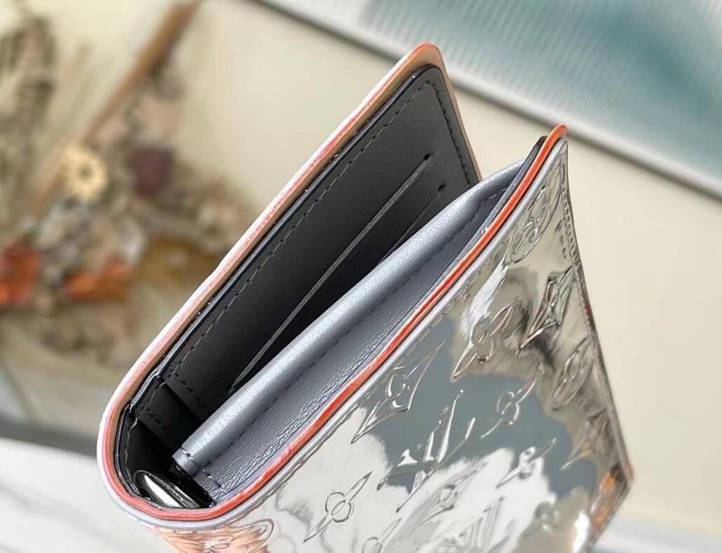 SAMC - Mix Wallets - 063
