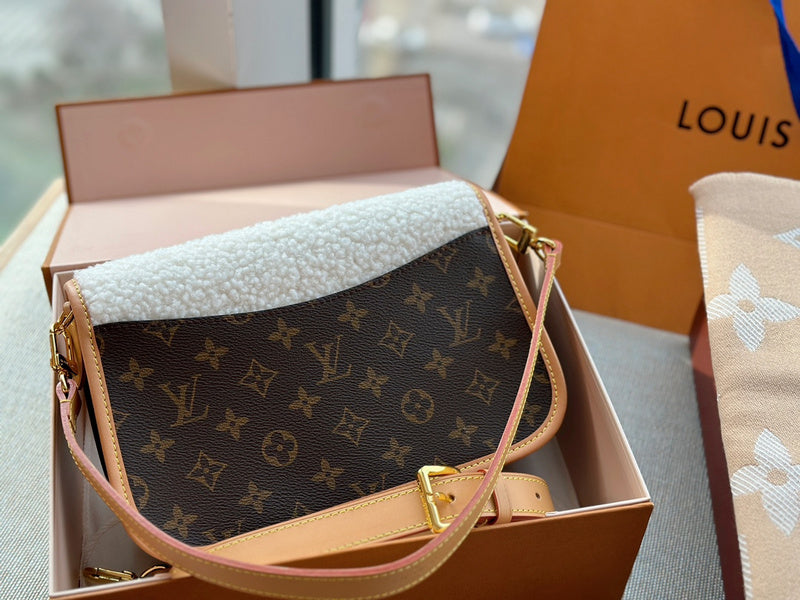Satchel Bags - VL2 Bags - 363