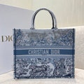 GLAMI Large Book Tote Blue and White Cornely Embroidery, Blue, For Women WomenÃ¢â‚¬â„¢s Handbags, Shoulder Bags, 42cm CD M1286ZRGO_M928