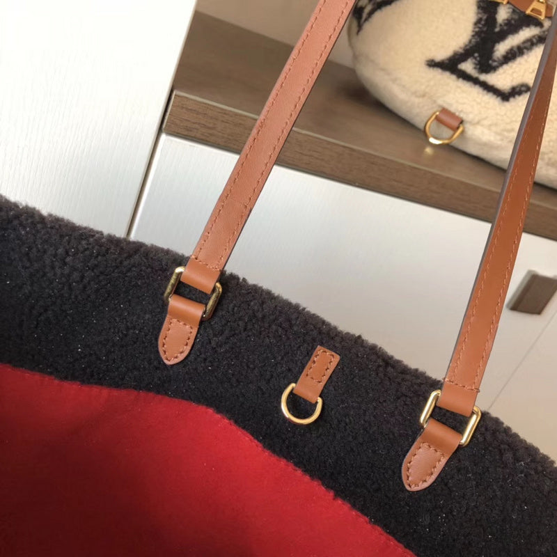 LOV2 Bags - Luxurious Bags  2837