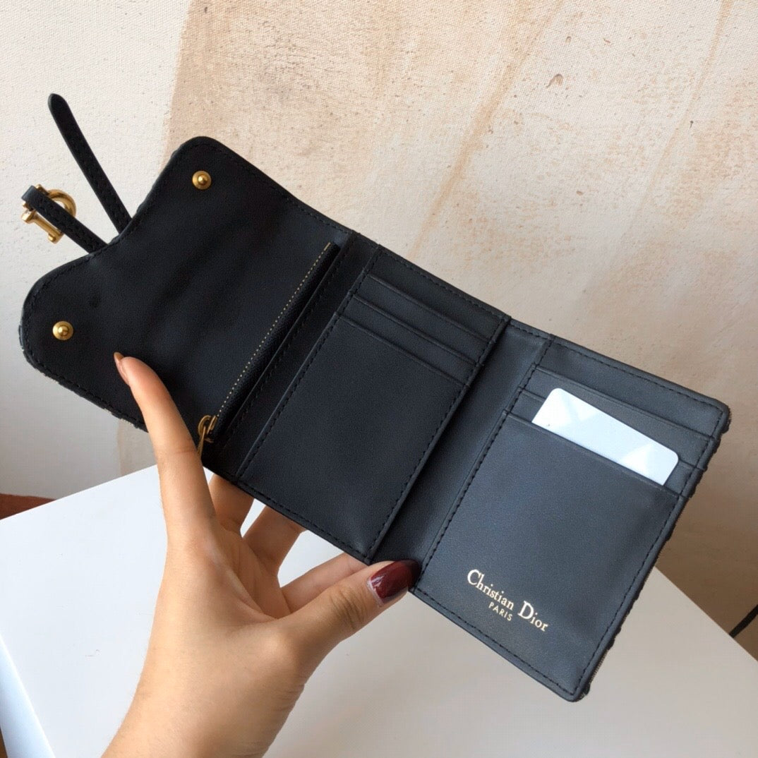 EN - New Arrival Wallet DIR 007