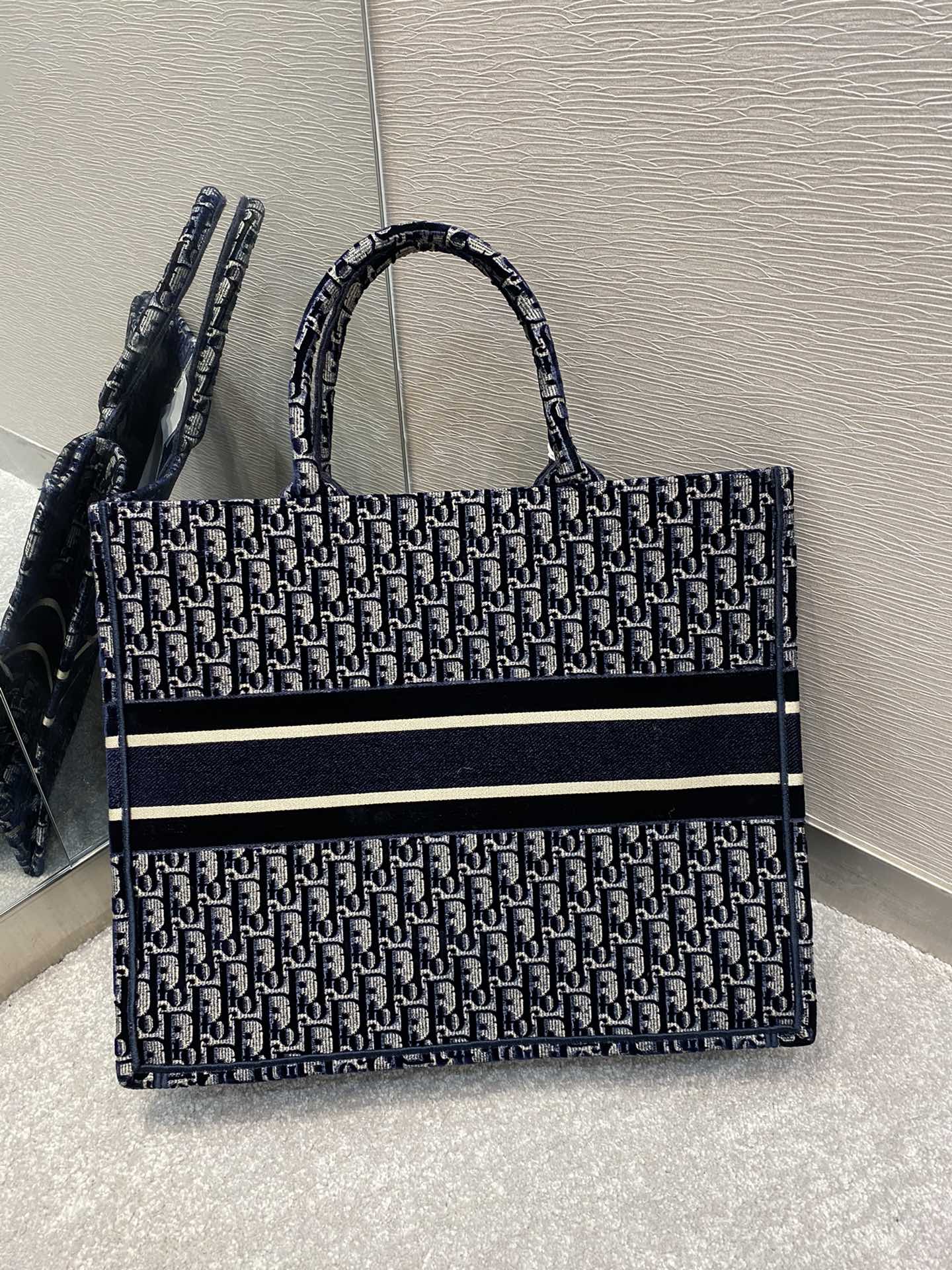 GLAMI MeGLAMIum Book Tote Dark Blue For Women 14in/36cm CD M1296ZRIW_M928