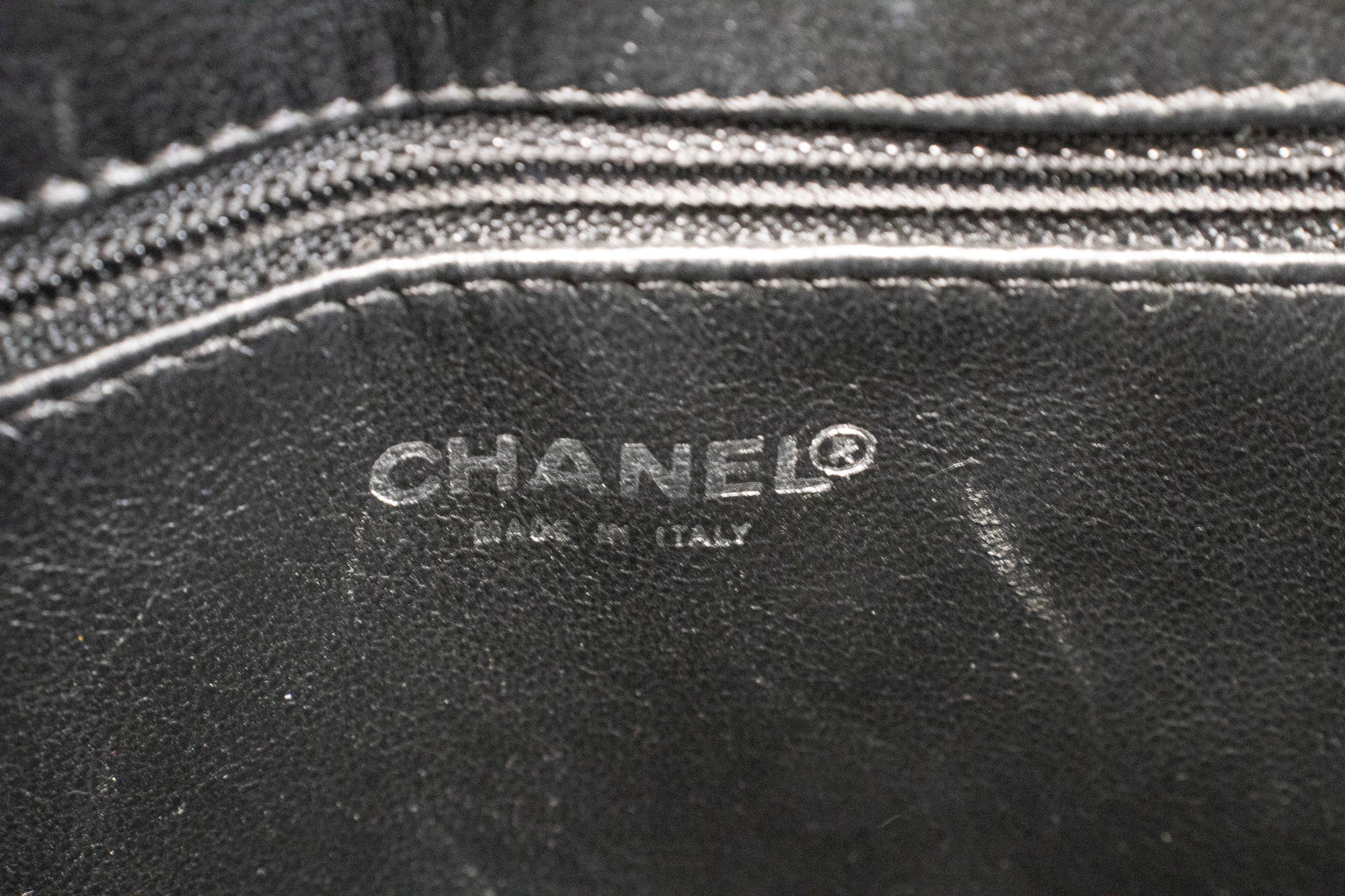 CHANEL Silver Medallion Caviar Shoulder Bag Grand Shopping Tote i75