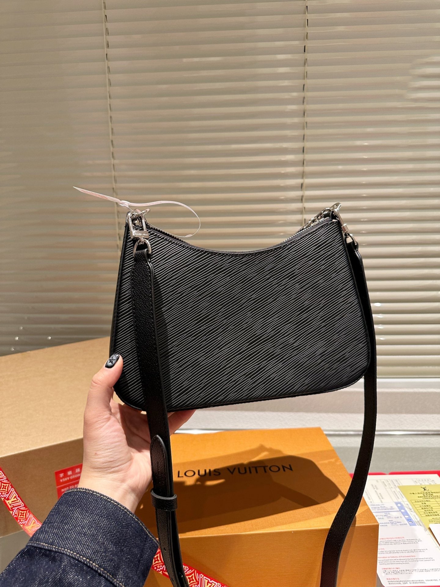 EN - Luxury Bags LUV 774