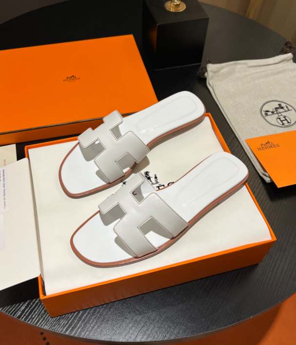 SAMC - HMS Women Shoes - 549